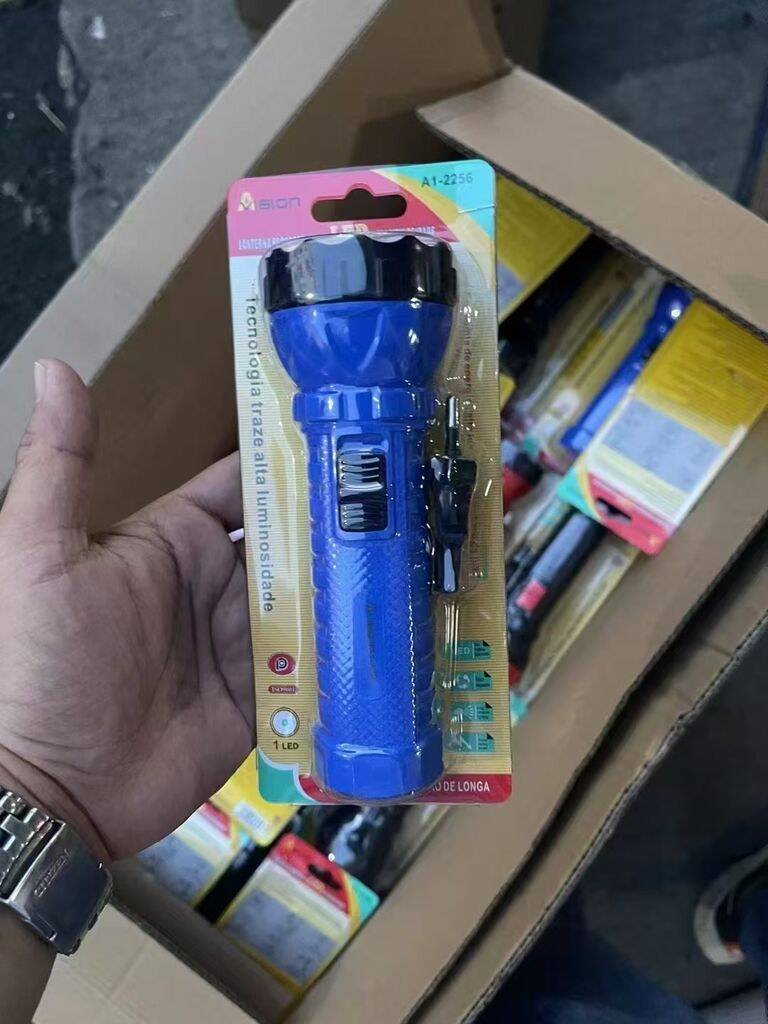 Đèn pin sạc điện cầm tay Avison 2256 - Ảnh 2