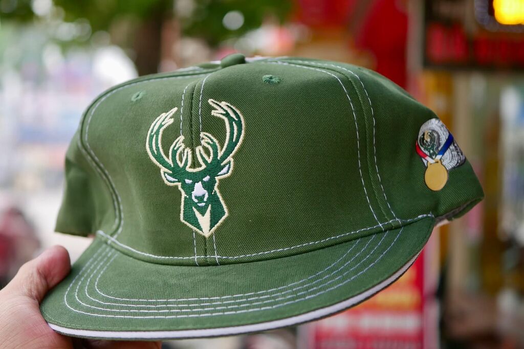 Mũ lưỡi trai Milwaukee Bucks Khris Middleton BMO Cap Series - Ảnh 5