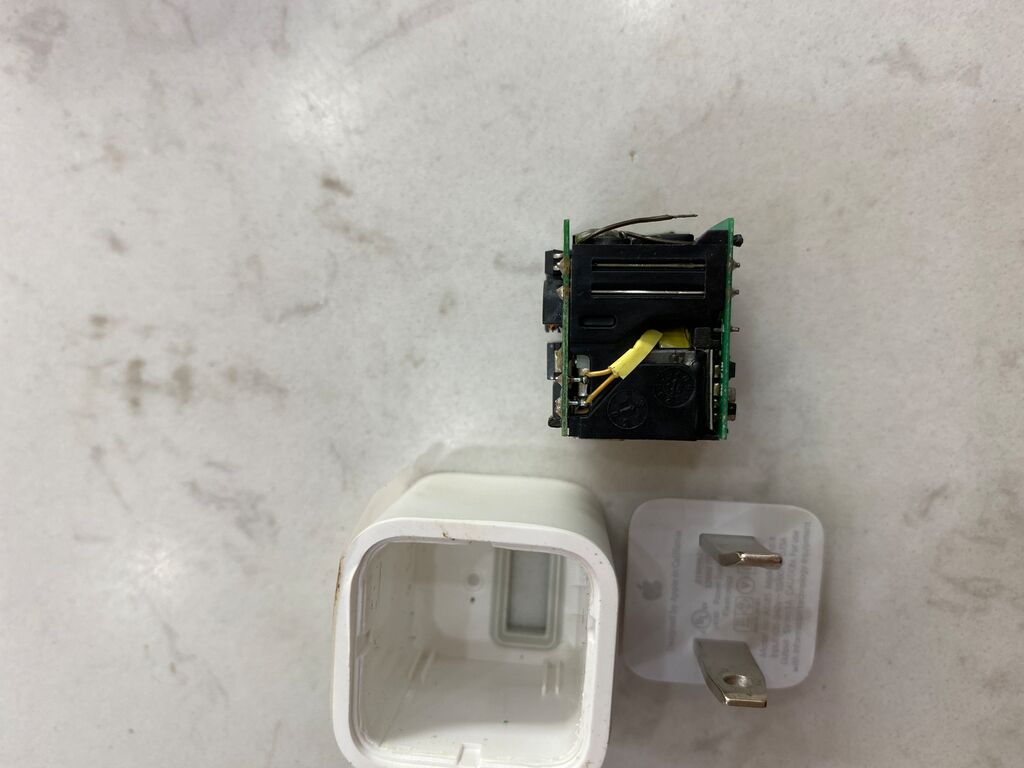 Củ sạc vuông iphone 1A fullbox - fake - Ảnh 4