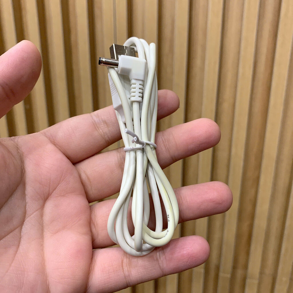 Đèn bàn LED đọc sách GOOSENECK SSL-908-WT - cáp sạc bị ố vàng - Ảnh 9