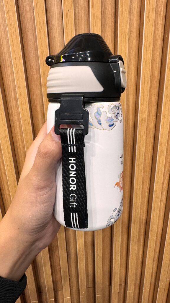 Hộp quà Honor Gift ( Huawei ) , gồm bình nước & giá đỡ điện thoại đa năng - Ảnh 8