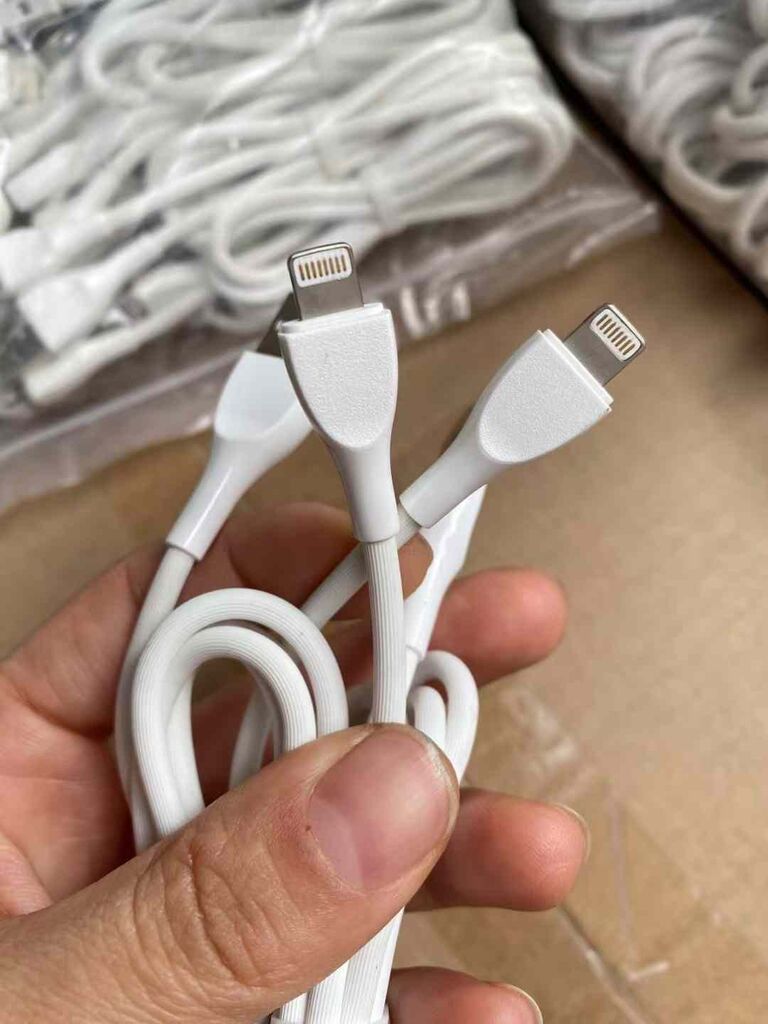 Cáp sạc iPhone Lightning - ko hộp, ko logo , hàng nhà máy, chưa vệ sinh