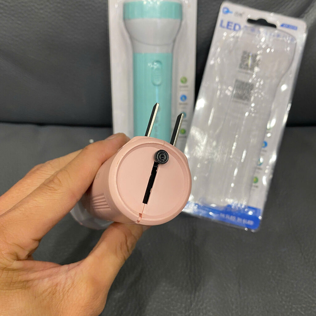 Đèn pin cầm tay QIAO YU QY-2218 - Ảnh 6