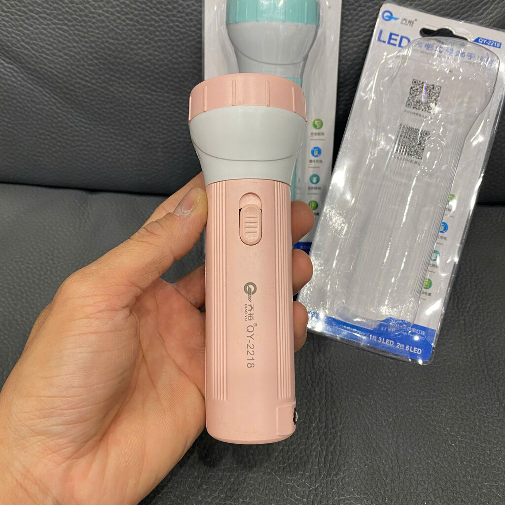 Đèn pin cầm tay QIAO YU QY-2218 - Ảnh 7