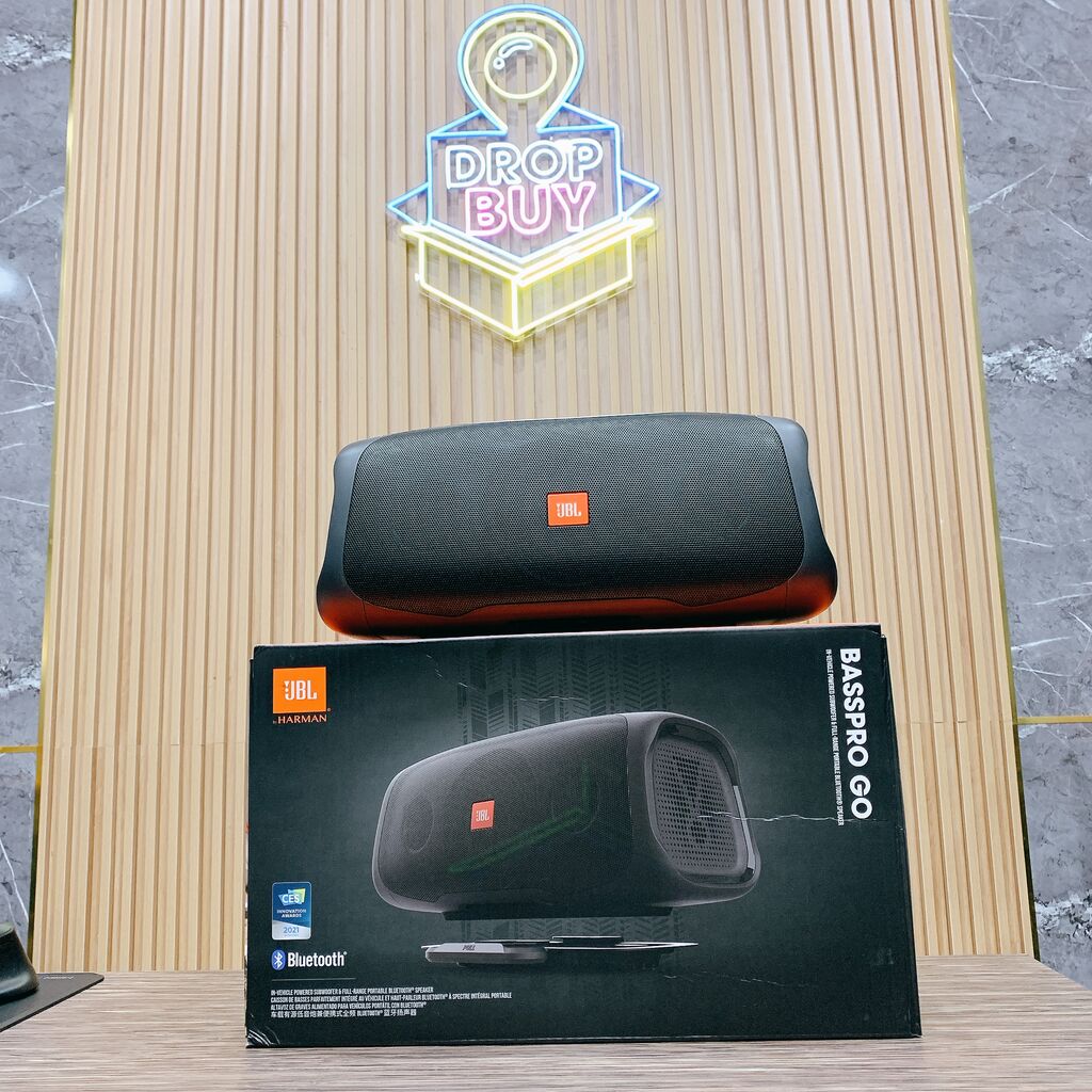 Loa Bluetooth JBL BassPro Go, loa siêu trầm cho oto & ngoài trời, có TWS