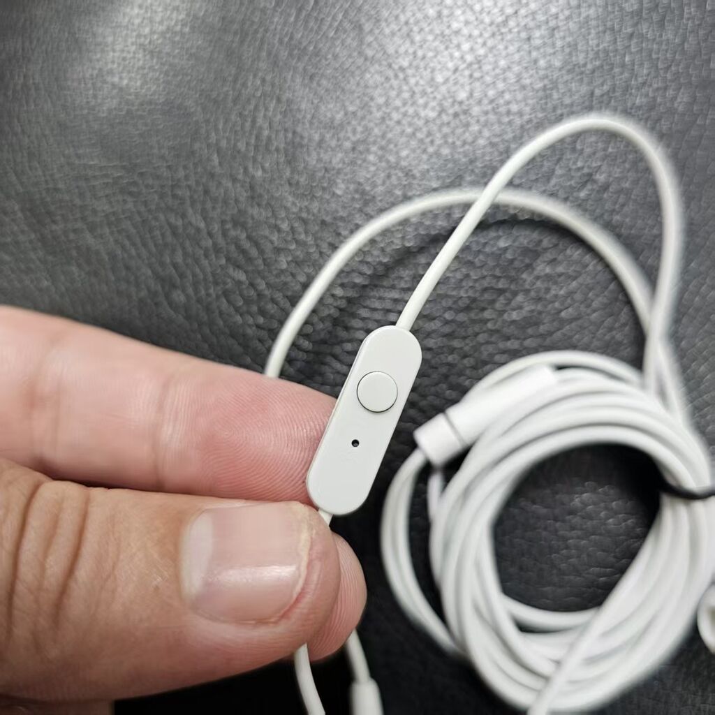 Tai nghe nhét tai có dây In-ear JBL C200SI JBLC200SIU ( ko hộp ) Fake - Ảnh 9
