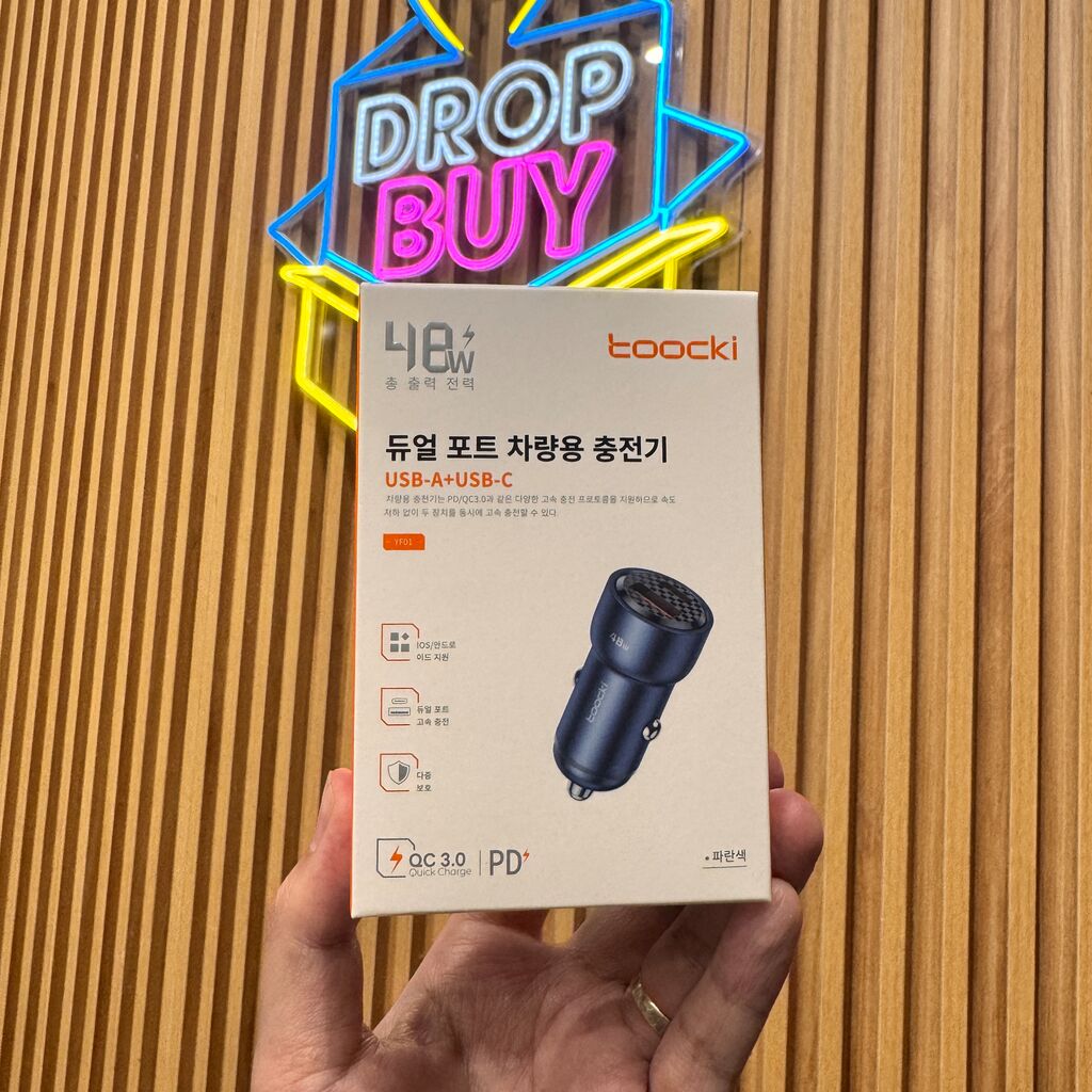 Sạc xe hơi 48W, 2 cổng USB-A + USB-C Toocki