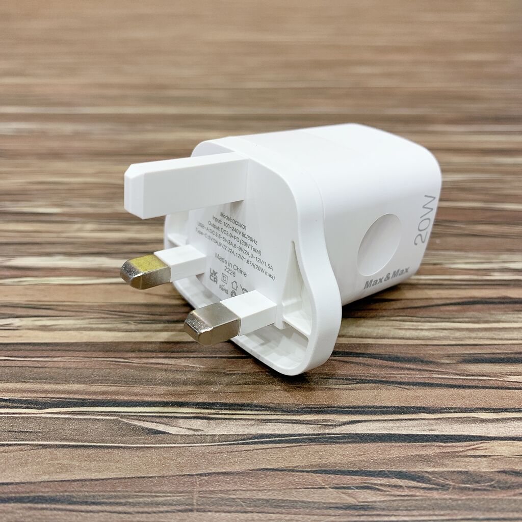 Củ sạc nhanh 2 cổng 20W hãng Max & Max công nghệ GaN - Ảnh 4