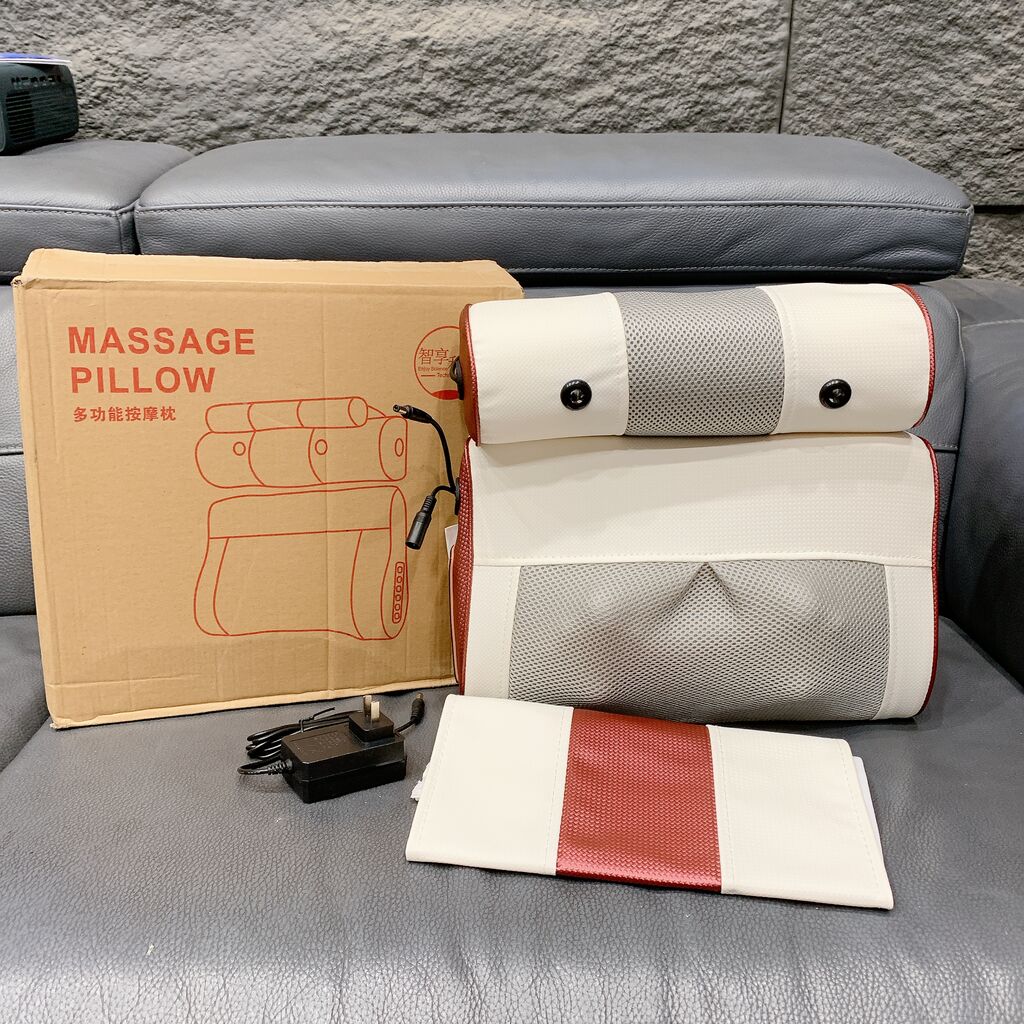 Gối massage đa năng AUX - 708F có điều khiển trực tiếp trên thân máy