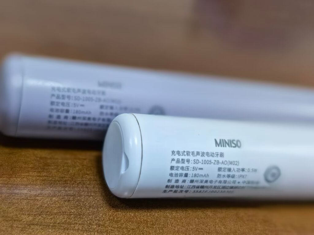 {Order giao 30/8} Bàn chải điện MINISO, chống nước IPX7, 3 chế độ, rung sóng âm  - Ảnh 7