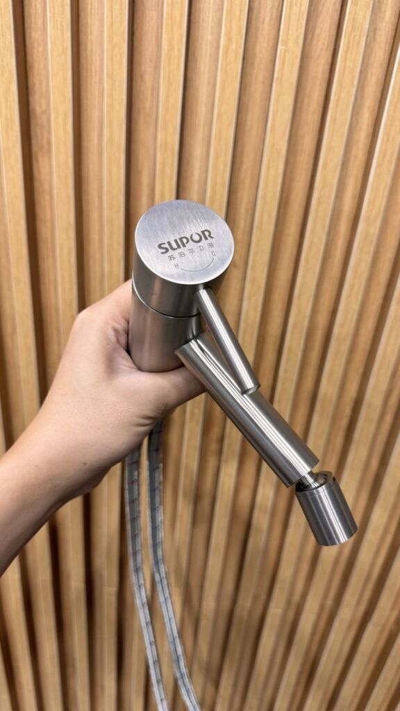 Vòi chậu rửa Lavabo xoay đầu hãng SUPOR 212828-02-LS - Ảnh 4