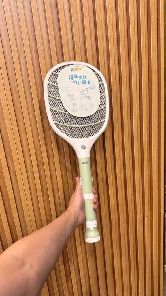 Vợt Muỗi Điện KANGMING KM-3850 - Ảnh 4