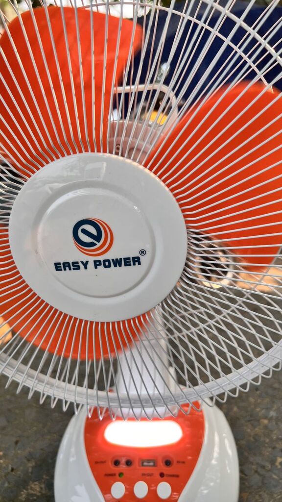 Quạt bàn tích điện, chạy điện 220v EP-2112A 12 inch hãng EASY POWER - Ảnh 6