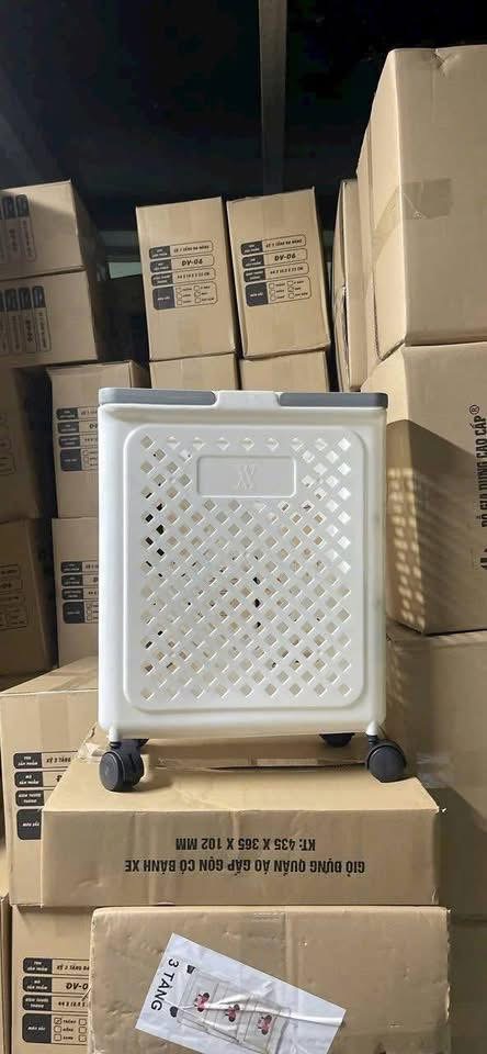 Sọt đựng quần áo có bánh xe đẩy - Ảnh 2