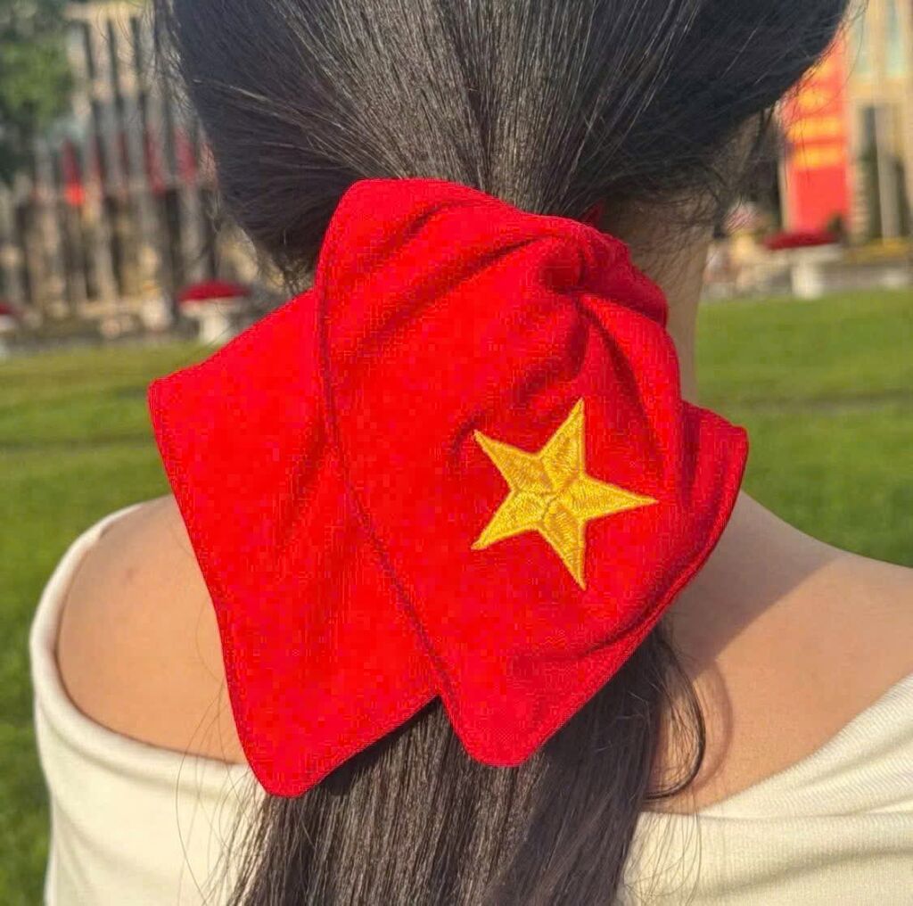 DÂY BUỘC TÓC CỜ ĐỎ SAO VÀNG thêu - Ảnh 2