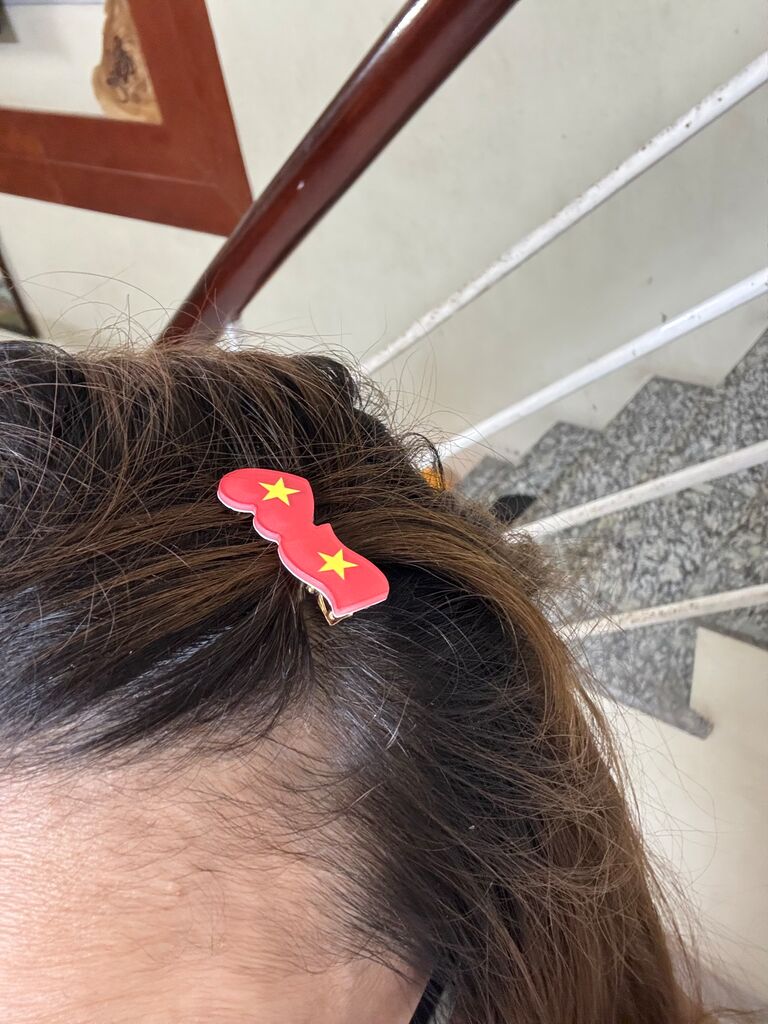 KẸP TÓC CỜ ĐỎ SAO VÀNG ĐÔI - Ảnh 4