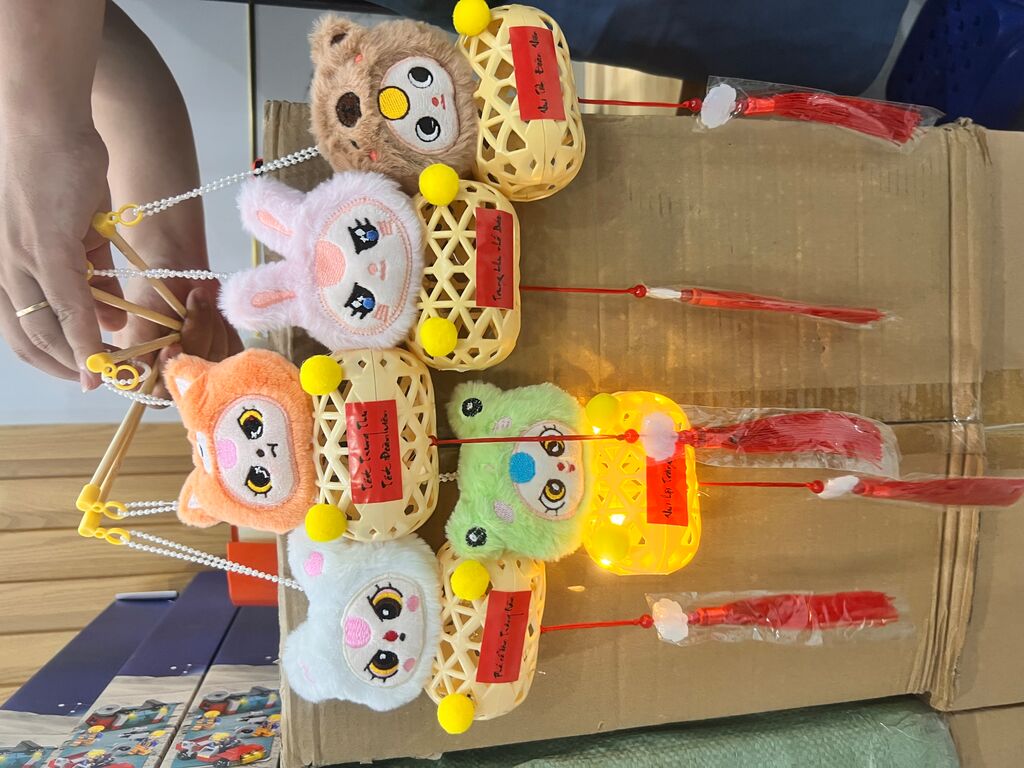 Đèn lồng trung thu Baby three đầu to ( mã to) - Ảnh 8