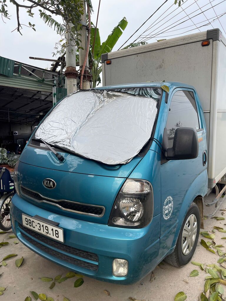 Tấm chắn nắng oto