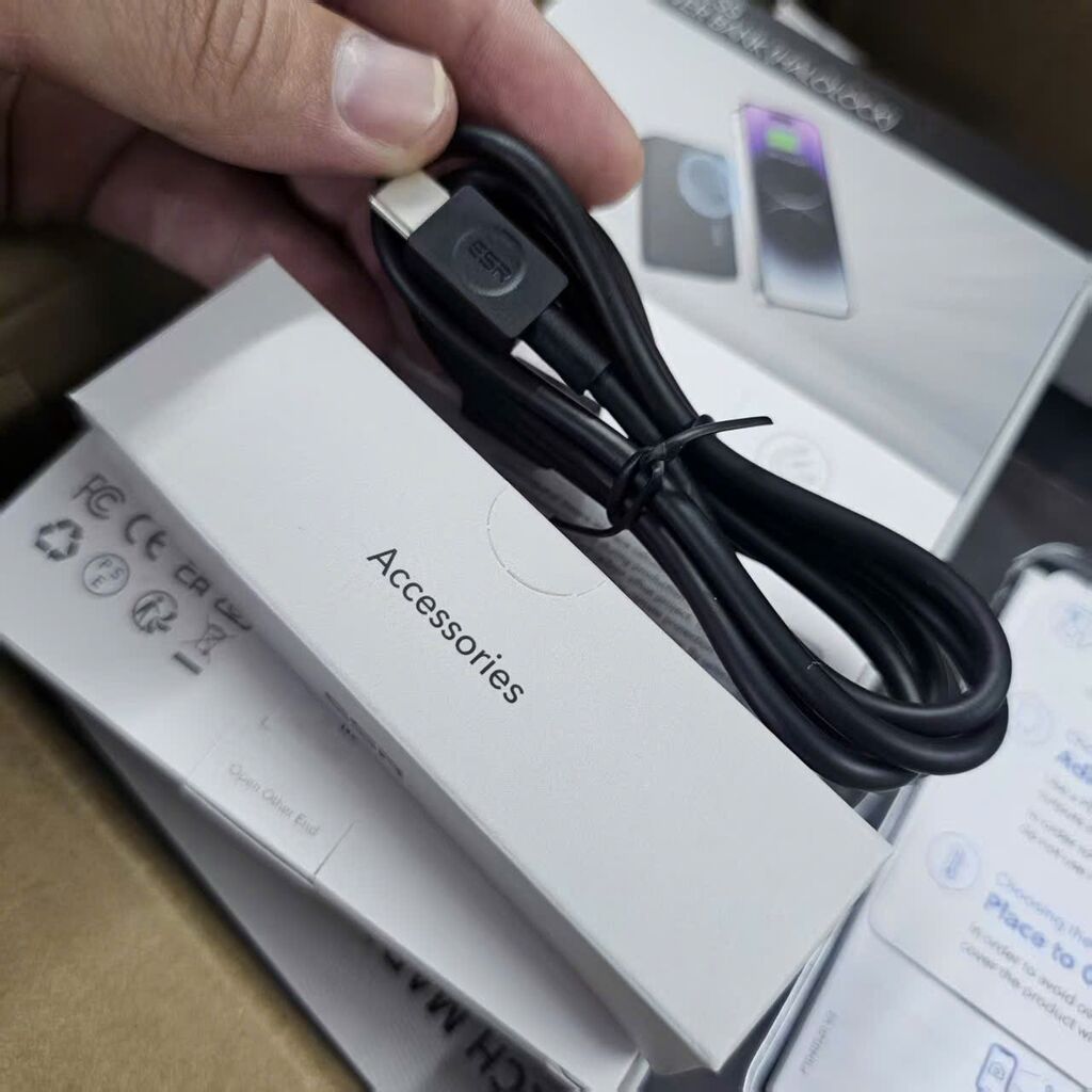 Sạc dự phòng Magsafe ESR HaloLock 10.000mAh - kèm cáp ESR chính hãng - Ảnh 7